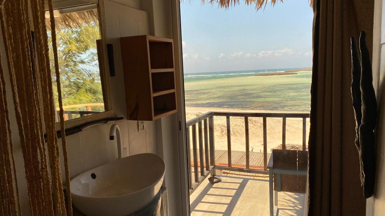 KiteParadise-Madagascar Hotel Antsiranana Bagian luar foto