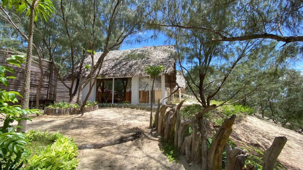 KiteParadise-Madagascar Hotel Antsiranana Bagian luar foto