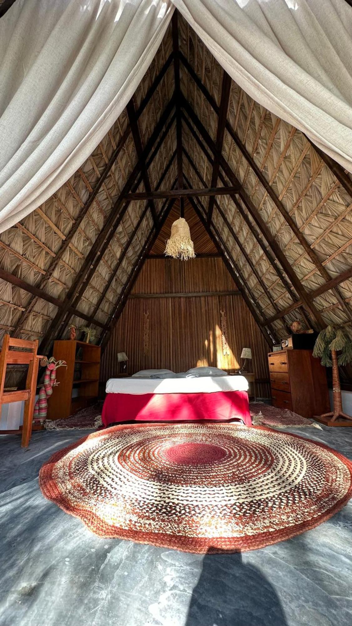 KiteParadise-Madagascar Hotel Antsiranana Bagian luar foto