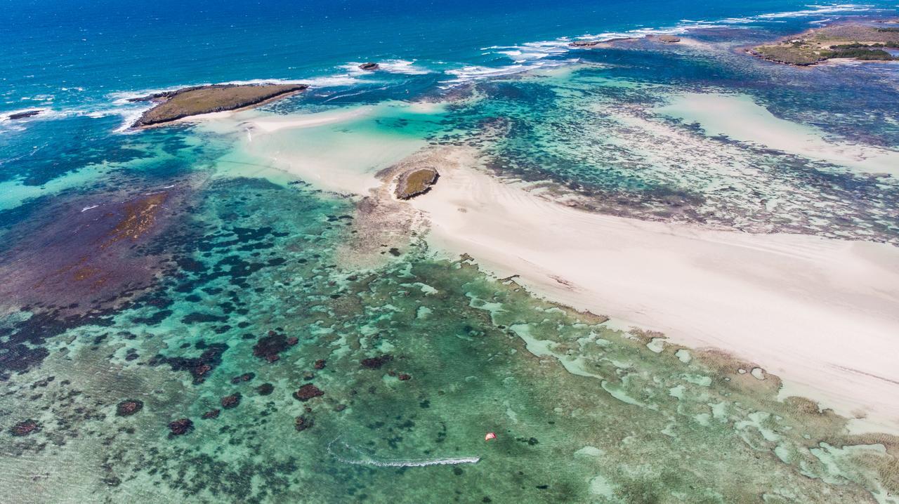KiteParadise-Madagascar Hotel Antsiranana Bagian luar foto